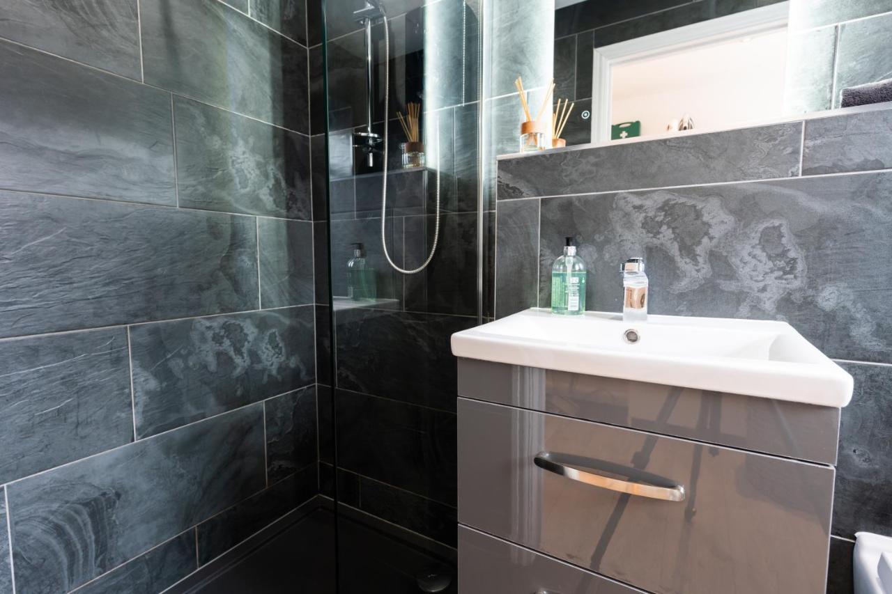No40Barmouth-Modern,Spacious&Hot Tub Buitenkant foto